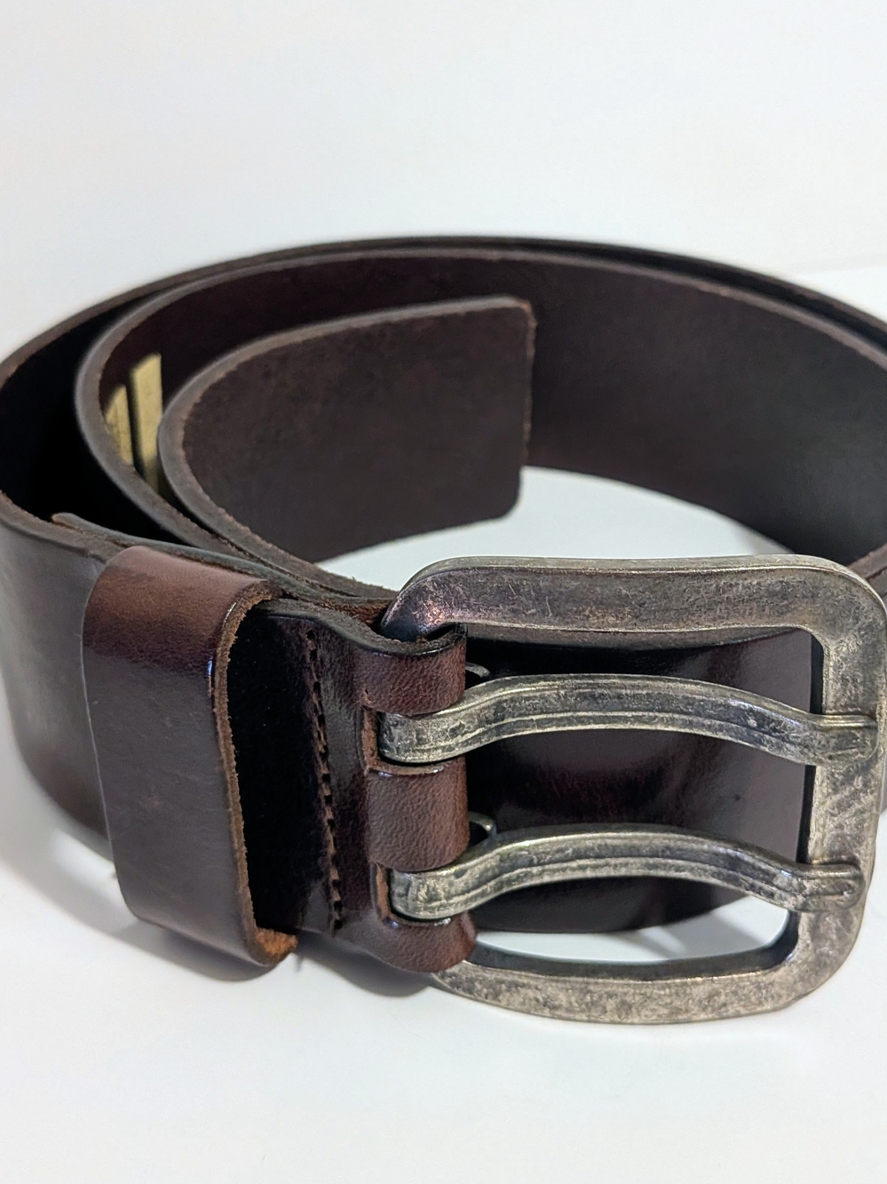 Classic Dark Brown Leather Men’s Belt with Antique Silver Buckle